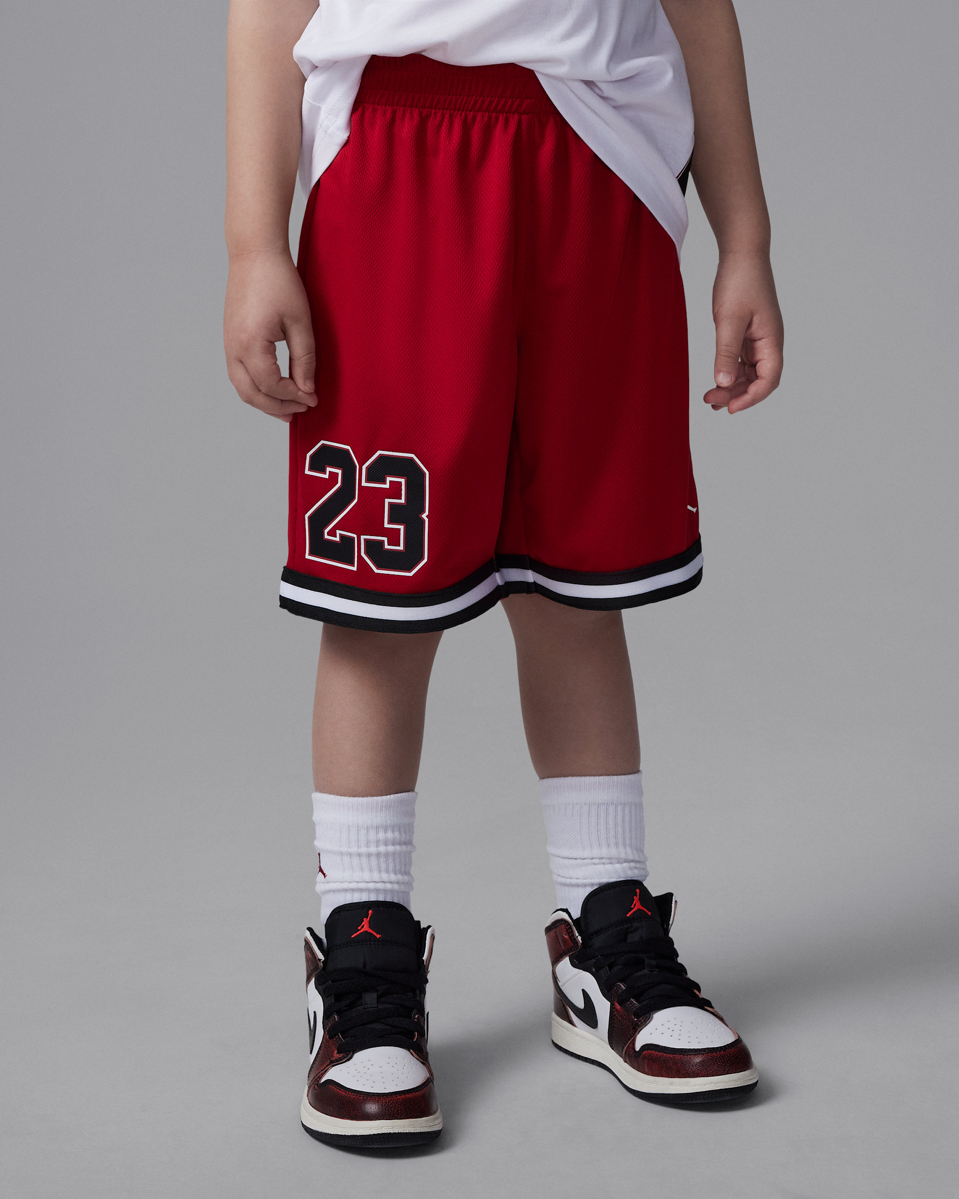 Jordan Little Kids' Playoff 2-Piece Mesh Shorts Set. Nike.com